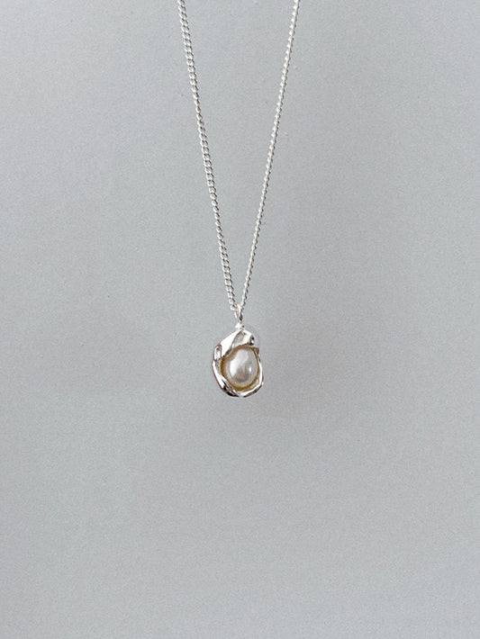 925 Silver Freya Pearl Pendant Necklace